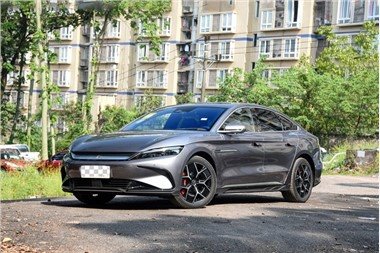 BYD Han elektr avtomobili