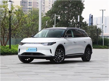 Leapmotor C11