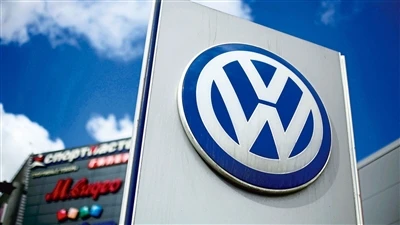 Yetkazib berishni ta'minlash uchun Volkswagen chip ishlab chiqaruvchilar bila...