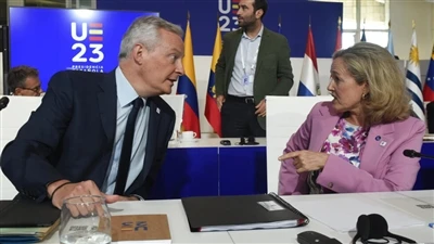 Germaniya subsidiyaga qarshi tergovni qo'llab-quvvatlaydi, ammo isbotlash yuk...