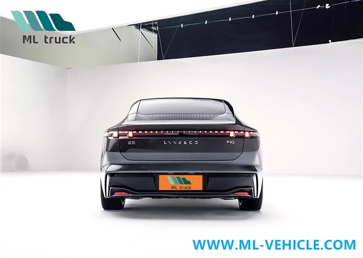 2024 Lynkco Z10 EV Sedan