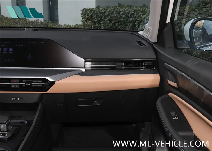 Geely HaoYue Pro SUV