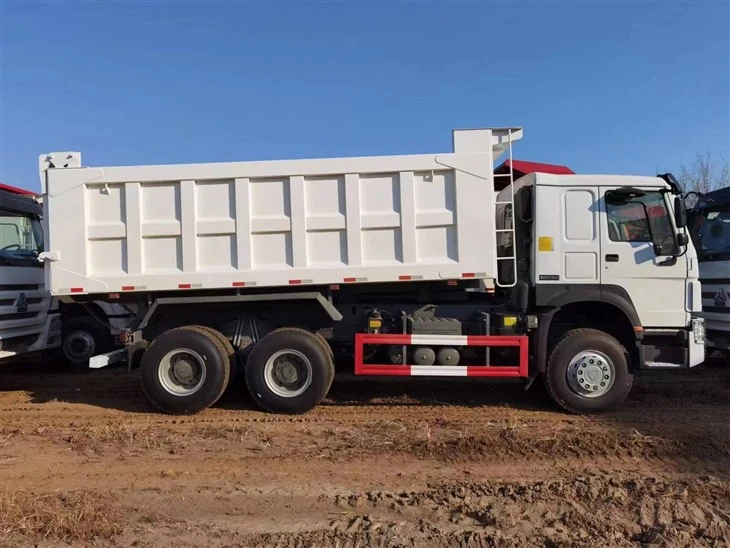 New Sinotruk HOWO 371HP 6x4 Dump Truck